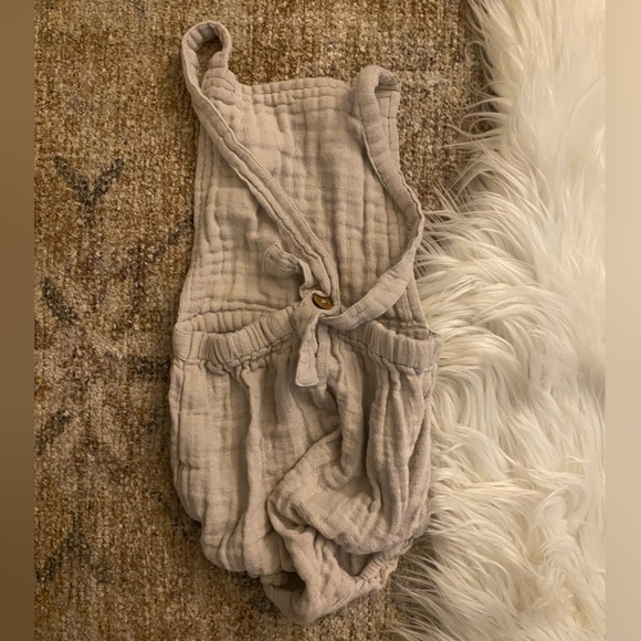 Jamie Kay taupe grey romper sun suit - Picture 2 of 2